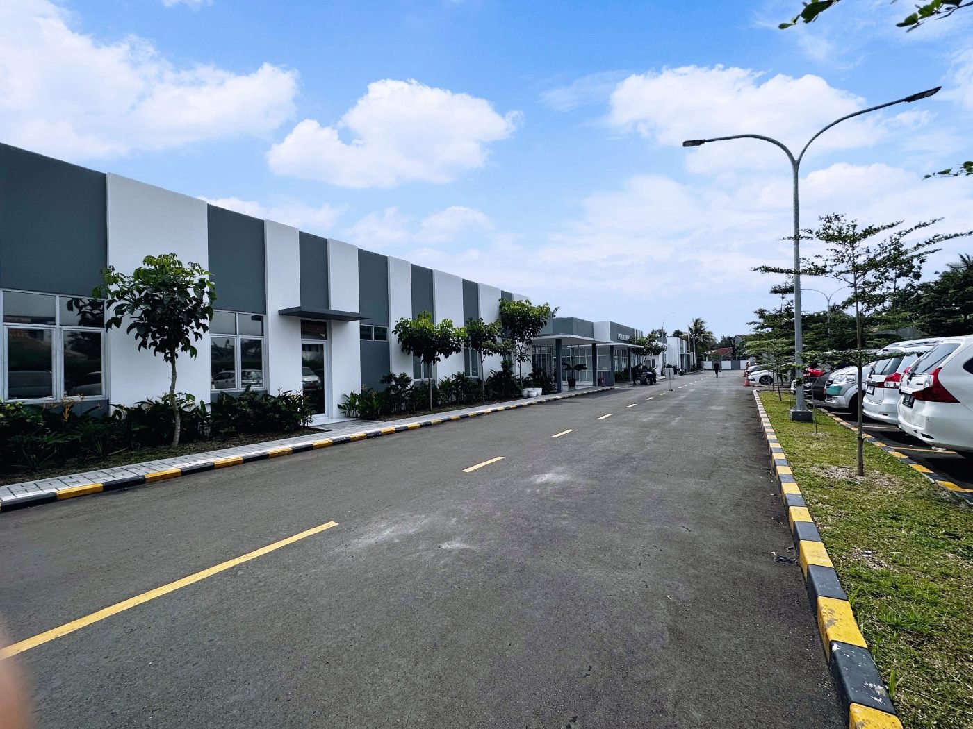 Area Parkir Luas